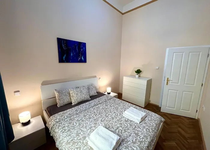 Charles Bridge Apartment