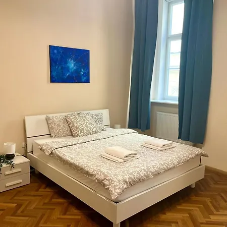 Charles Bridge Apartment Prague Exterior photo